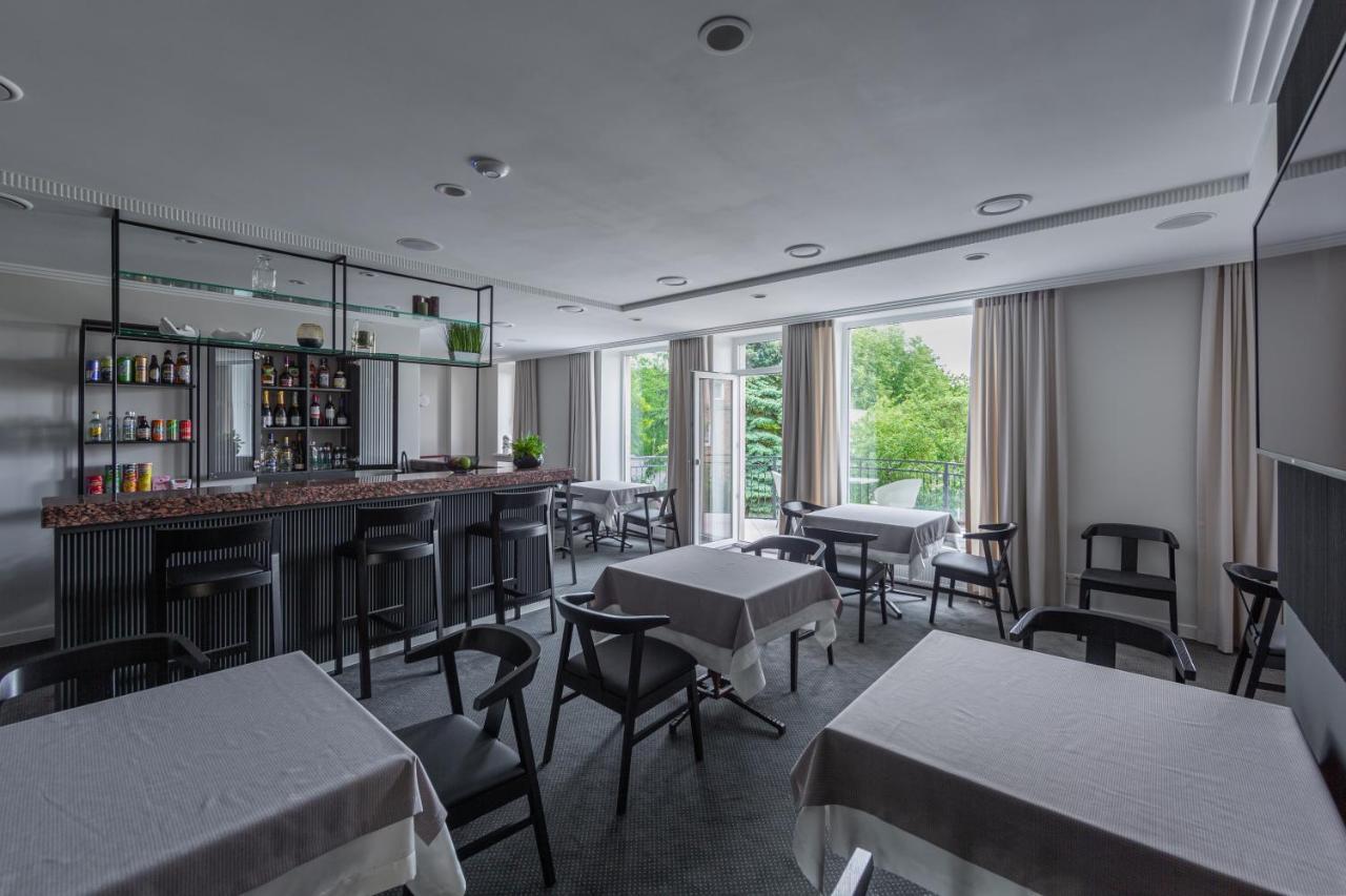 Park Hotel Siauliai Spa & Conference Exteriör bild